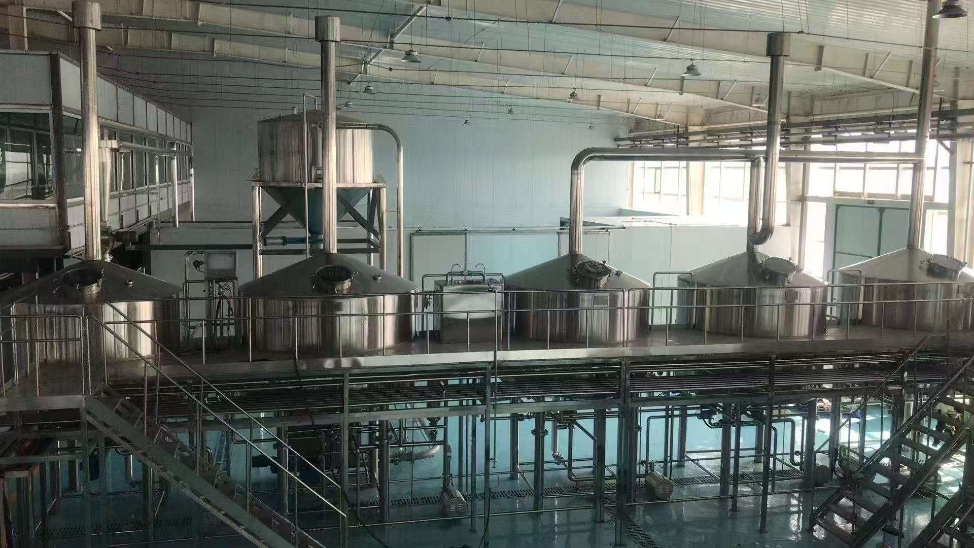 乳山精酿啤酒设备厂—精酿啤酒设备主要生产工艺与核心技术